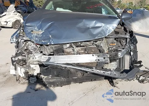 2020 Toyota Corolla Le z USA, uszkodzony, nr VIN 5YFEPRAE4LP146105